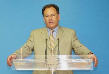 Σκληρή αντιπαράθεση Λαλιώτη-Tζαννετάκου για τη δημοσκόπηση της Κάπα Research