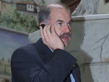 Αποκλιμάκωση της έντασης για το θέμα της μεθορίου ζήτησε ο Γιώργος Παπανδρέου