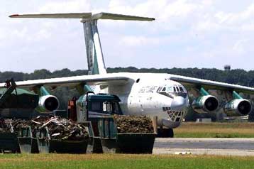 Χάθηκαν τα ίχνη ρωσικού αεροπλάνου με 17 επιβαίνοντες