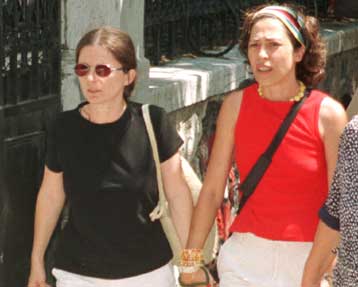 Αρση του απορρήτου αλληλογραφίας και τηλεφωνημάτων των μελών της 17Ν και συγγενών τους