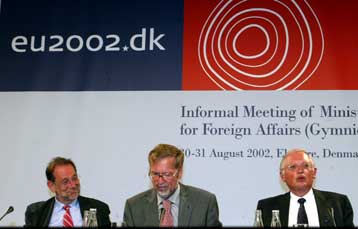 Η ΕΕ δεν ορίζει ημερομηνία έναρξης ενταξιακών διαπραγματεύσεων για την Τουρκία