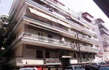 Aναβάλλεται για δύο ακόμη χρόνια η επιβολή του ΦΠA στις μεταβιβάσεις ακινήτων