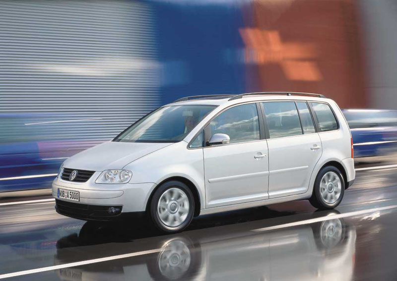 Αναμονή τέλος για το Touran, το πρώτο μεσαίο πολυμορφικό της VW