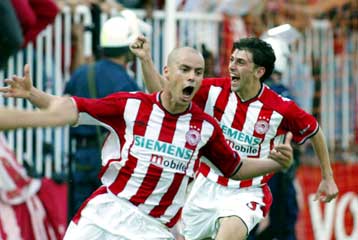 «Ερυθρόλευκη» η μάχη της Κρήτης, άνετα η ΑΕΚ