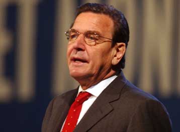 Την επικύρωση του Πρωτοκόλλου του Κιότο «από όλες τις χώρες» ζήτησε ο Σρέντερ