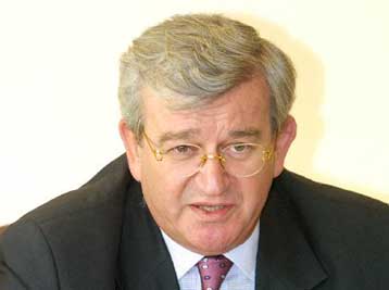 Δεν ξεπερνούν τον πληθωρισμό οι αυξήσεις στο εμπόριο, δηλώνει ο πρόεδρος της ΕΣΕΕ