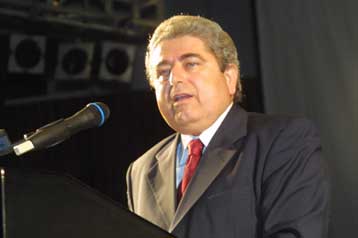 Με τον πρόεδρο της κυπριακής Βουλής συναντήθηκε ο Βρετανός απεσταλμένος λόρδος Χάνεϊ