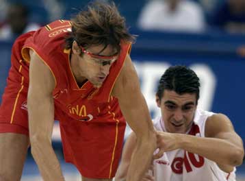 Νίκες για Ισπανία και Βραζιλία στη δεύτερη φάση του Μουντομπάσκετ