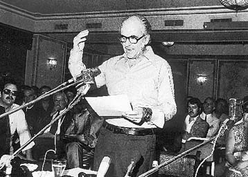Μήνυμα του Κώστα Σημίτη για την επέτειο 28 χρόνων από την ίδρυση του ΠΑΣΟΚ