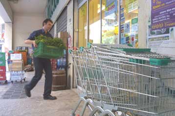 Ποσοστό έως και 70% άγγιξε η αποχή των καταναλωτών στο μποϊκοτάζ της Τρίτης