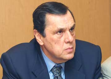 Αγωγή κατά του Γιώργου Καρατζαφέρη κατέθεσε ο Θανάσης Τσούρας