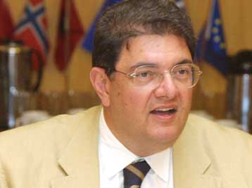 Απεργούν τη Δευτέρα οι εργαζόμενοι της Olympic Catering