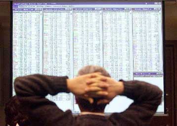 Ανάκαμψη της ελληνικής οικονομίας και εκλογές το 2003 «βλέπουν» οι διεθνείς αναλυτές