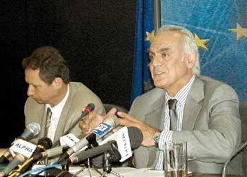 Απαιτείται νέα εθνική στρατηγική ανάπτυξης με μεταρρυθμίσεις, δήλωσε ο Τσοχατζόπουλος