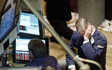 Η αβεβαιότητα μεταθέτει τις ελπίδες για ανάκαμψη της διεθνούς οικονομίας