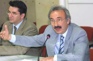 Υπογράφονται οι συμβάσεις με τις τράπεζες για το Γ΄Κοινοτικό Πλαίσιο Στήριξης