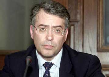 Διαψεύδει η Εθνική Τράπεζα τις φήμες για μείωση της συμμετοχής του Δημοσίου