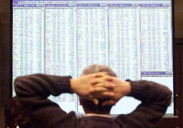 Με απώλειες 1,90% λίγο πάνω από τις 2.000 μονάδες έκλεισε το ΧΑΑ την Πέμπτη