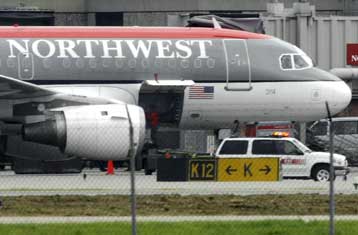 Υπερβολικά μικρός ο αριθμός των Αμερικανών τουριστών στην Ελλάδα το 2001