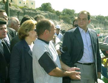 Από τη μεθόριο με την ΠΓΔΜ ξεκίνησε η περιοδεία Καραμανλή στη Βόρειο Ελλάδα
