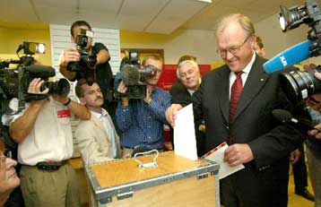 Στις κάλπες προσέρχονται την Κυριακή οι Σουηδοί ψηφοφόροι