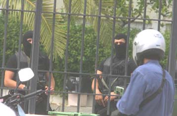Νέο κύκλο ανακρίσεων για τις περιφεριακές τρομοκρατικές οργανώσεις ξεκινούν οι Αρχές