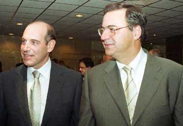 «Πάγωμα» των καταναλωτικών δαπανών το 2003 προανήγγειλε ο Νίκος Χριστοδουλάκης