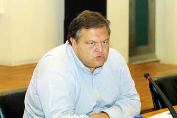 Την απόσυρση των τροπολογιών περί πνευματικών δικαιωμάτων ζητά η ΑΕΠΙ