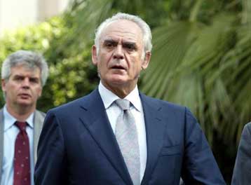 Απορρίφθηκε η πρόταση για επιβολή πλαφόν στις τιμές των καυσίμων