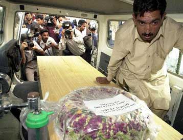 Ύποπτος για συμμετοχή στην Αλ Κάιντα φέρεται να συμμετείχε στη δολοφονία του Ν.Πέρλ