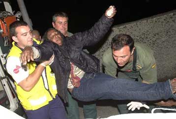 Με κατασκοπευτικά αεροσκάφη προσπαθεί να σταματήσει τους λαθρομετανάστες η Ιταλία