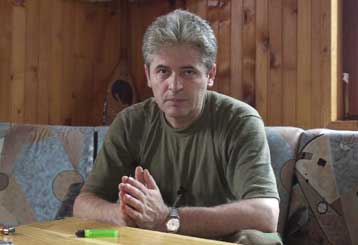 Τα υπουργεία Αμυνας ή Εξωτερικών της ΠΓΔΜ θα ζητήσει από τον Τσερβενκόφσκι ο Α.Αχμέτι