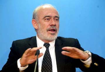 Θα εφαρμοσθεί ο νόμος εάν οι ΠΑΕ εμμείνουν στην απόφασή τους, δηλώνει η Πολιτεία