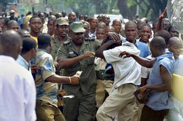 Υπό έλεγχο η στάση εκατοντάδων στρατιωτών στην Ακτή του Ελεφαντοστού