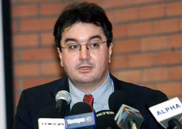 Τρεις στους δέκα Έλληνες ζητούν νέο Εθνικό Σύστημα Υγείας