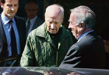 Την ανατροπή της απόφασης για την αποφυλάκιση του Παπόν επιδιώκει η γαλλική κυβέρνηση