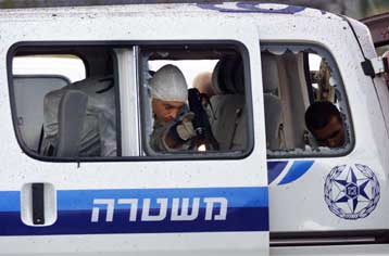 Πέντε νεκροί και δεκάδες τραυματίες σε επίθεση αυτοκτονίας στο κέντρο του Τελ Αβίβ