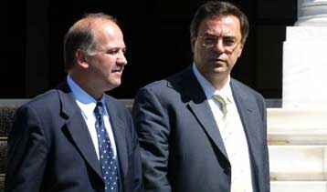 Η μείωση των εταιρικών κερδών προκαλεί ανησυχίες στην κυβέρνηση