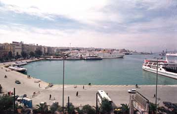 Ένα νέο αρχαιολογικό πάρκο έκτασης είκοσι στρεμμάτων δημιουργείται στον Πειραιά