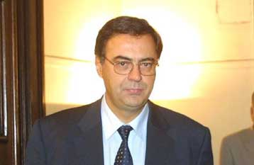 Σενάριο αισιοδοξίας για τον προϋπολογισμό του 2003 εισηγείται το υπουργείο Οικονομίας