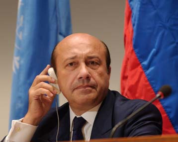 Απορρίπτει η Μόσχα τον «φάκελο Μπλερ» για τα όπλα μαζικής καταστροφής του Ιράκ