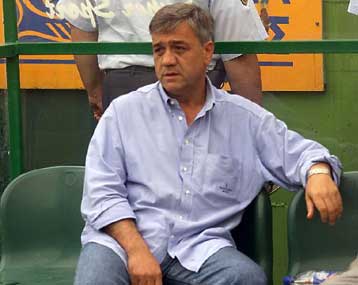 Παραχωρεί τις μετοχές της Παναχαϊκής ο Λουκόπουλος