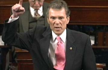 Κατηγορίες Δημοκρατικών κατά Μπους για «πολιτικοποίηση» της υπόθεσης του Ιράκ