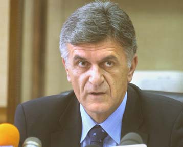Μόνο κατόπιν αποφάσεως της Βουλής οι διώξεις για ποινική ευθύνη υπουργών