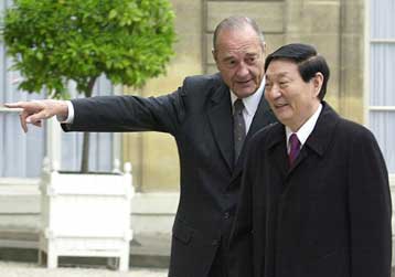 Κοινή στάση Παρισιού – Πεκίνου για το ζήτημα του Ιράκ