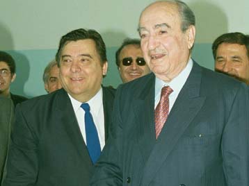 Διαψεύδει τα περί απόσυρσης της υποψηφιότητάς του ο Γιώργος Καρατζαφέρης