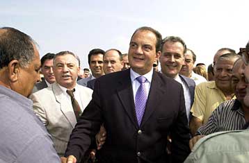 Τρίημερη περιοδεία στη Λάρισα ξεκίνησε ο Κώστας Καραμανλής