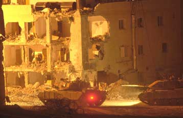 Χαλαρώνουν την πολιορκία του Αραφάτ οι Ισραηλινοί, παραμένει στα περίχωρα ο στρατός