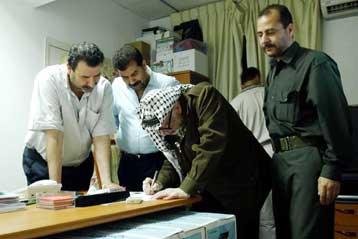 Ελεύθερος και πάλι ο Γιάσερ Αραφάτ από το μεσημέρι της Κυριακής