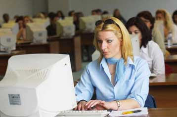 To προφίλ των Ελλήνων χρηστών υπολογιστών σκιαγραφεί έρευνα της Intel Hellas